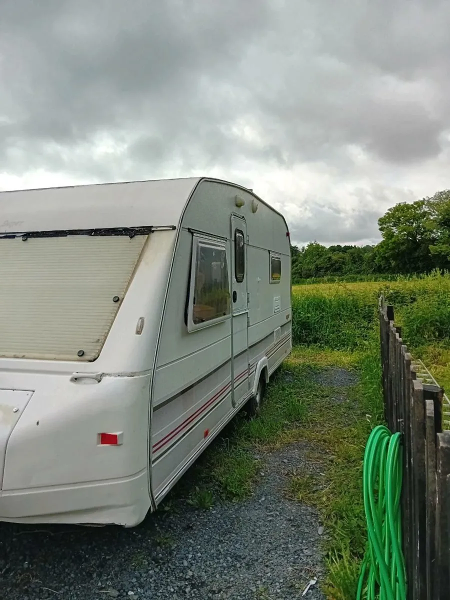4 berth sprite caravan - Image 4