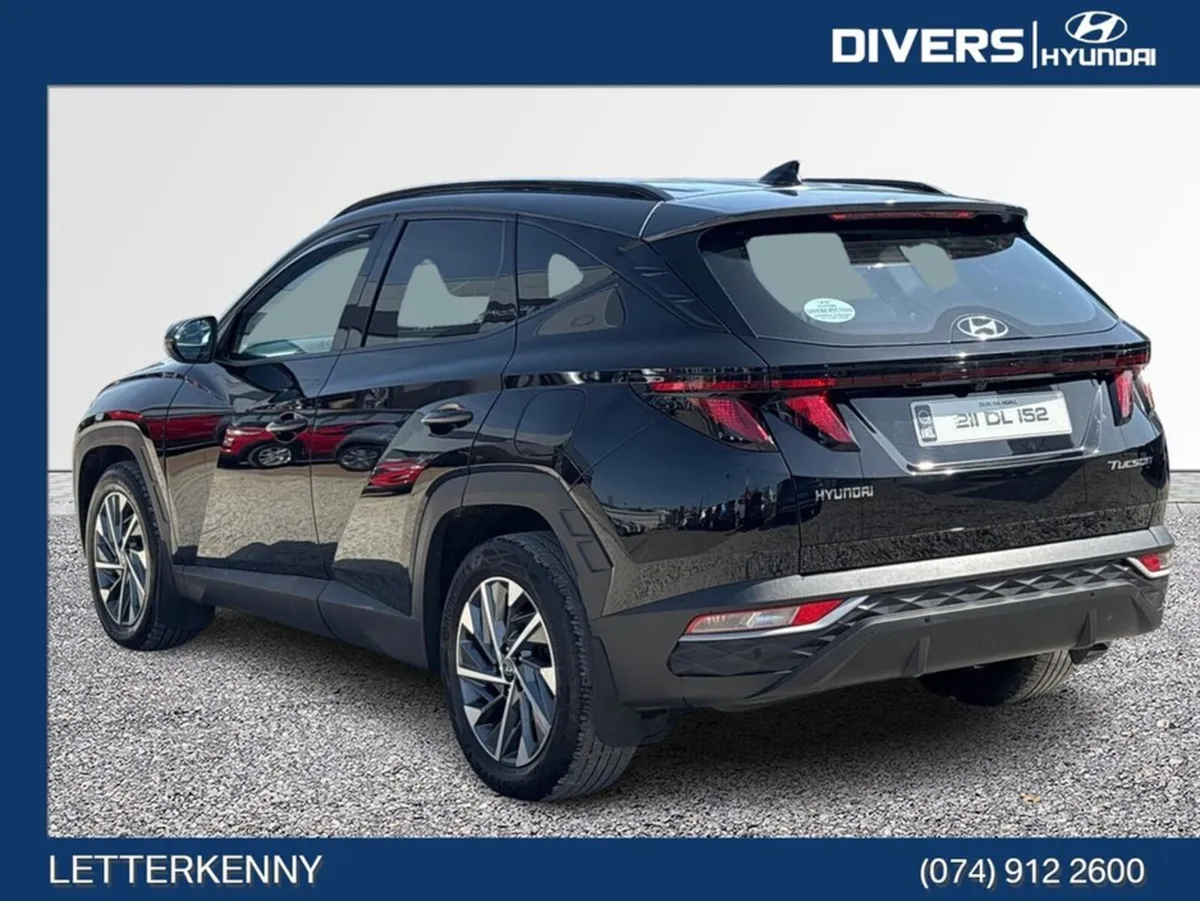 Hyundai Tucson Executive 2Tone Roof - Image 3
