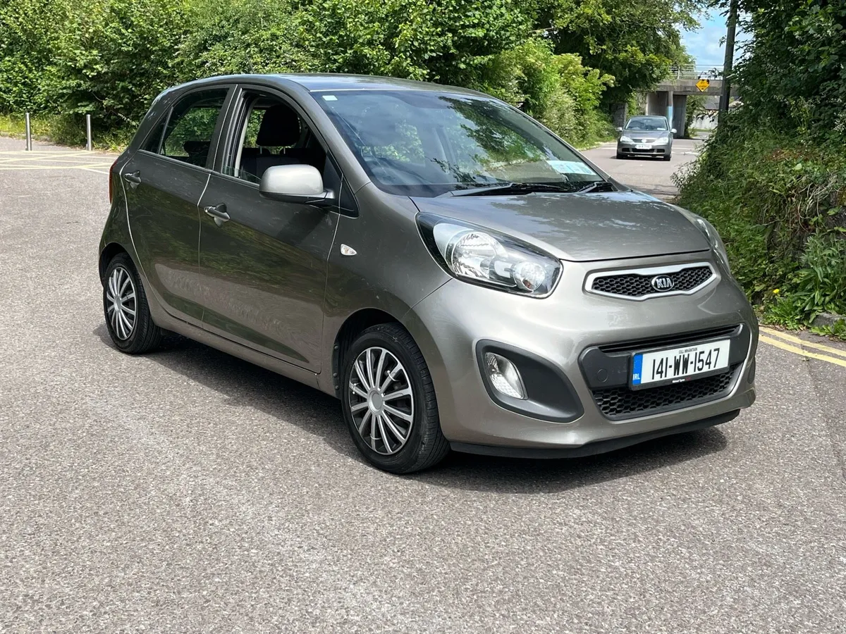 Kia picanto LX *TAX AND TEST - Image 2