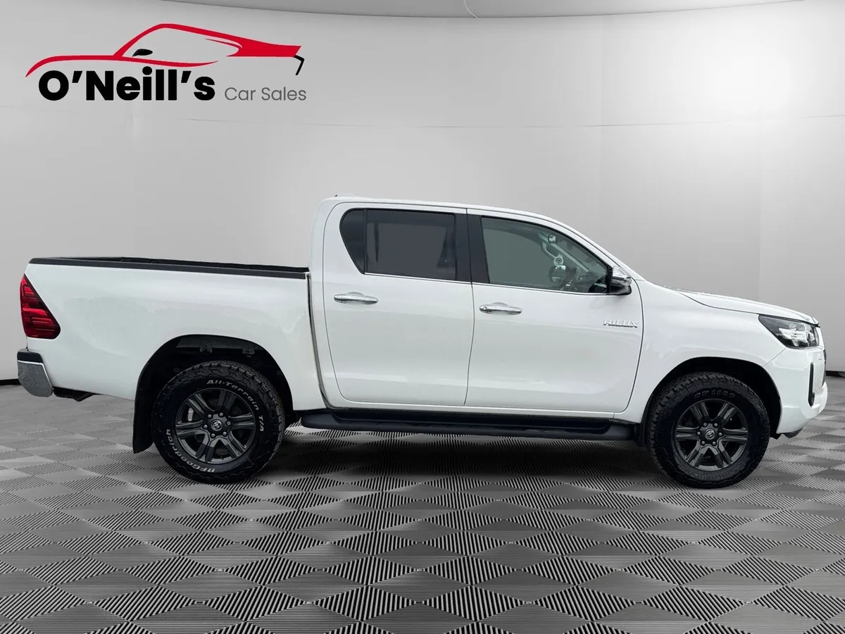 Toyota Hilux 2022 ICON D-4D 4WD DCB AUTO - Image 2