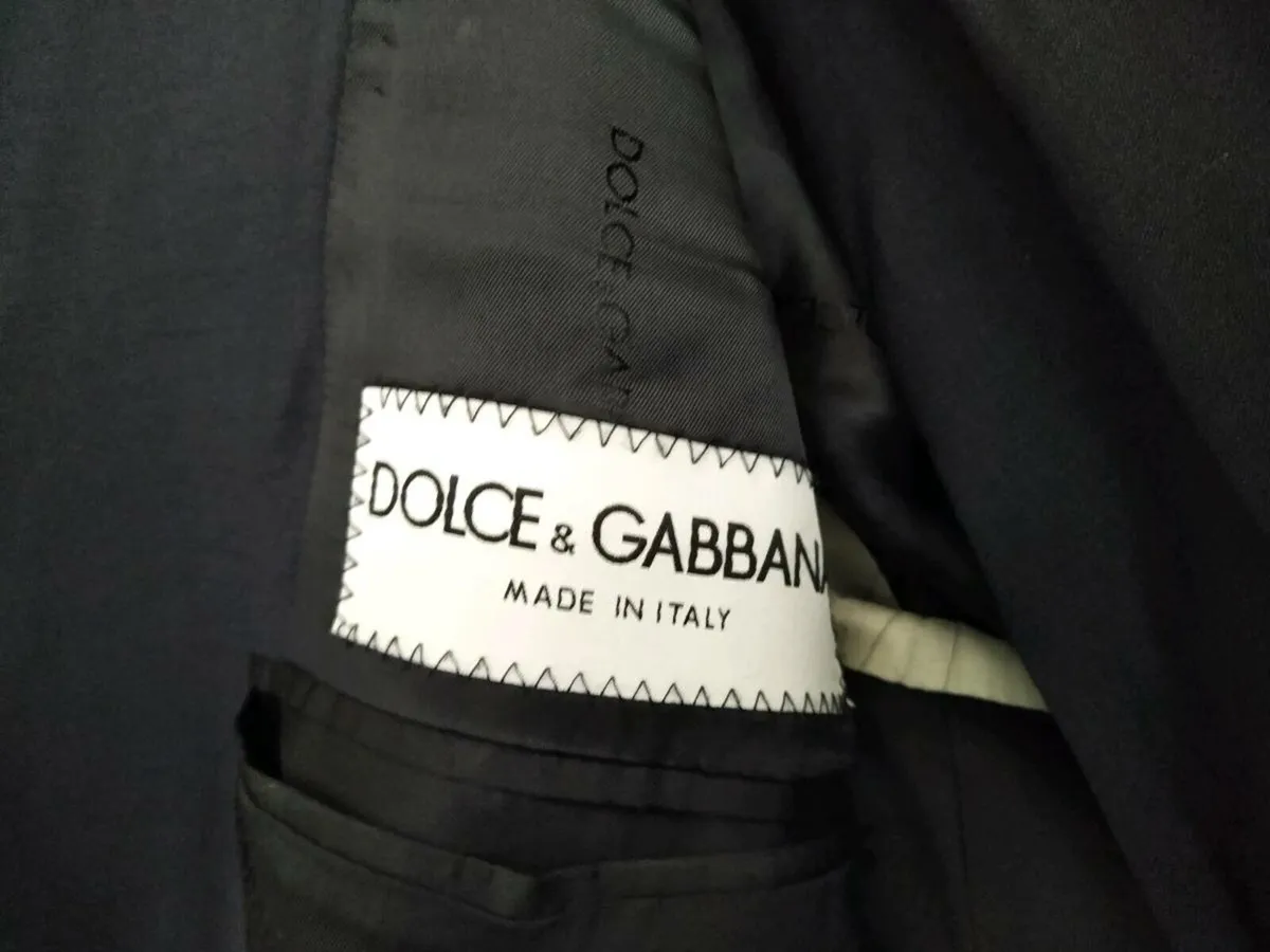 Dolce and Gabbana Men's Suit - Image 4