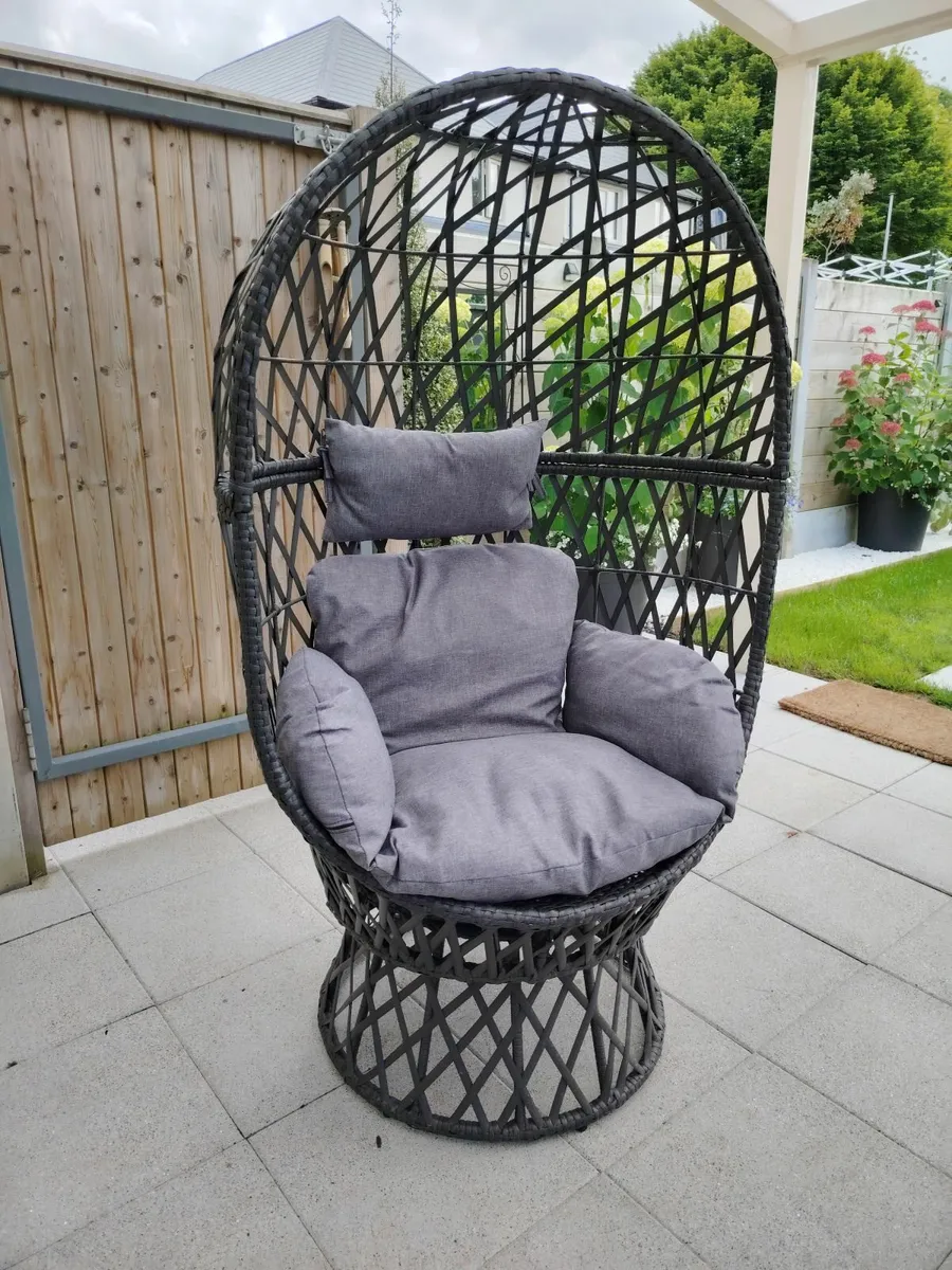 Egg Chair - Image 4
