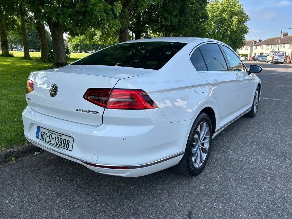 2016 Volkswagen Passat 2.0 TDI Highline BE - Image 2
