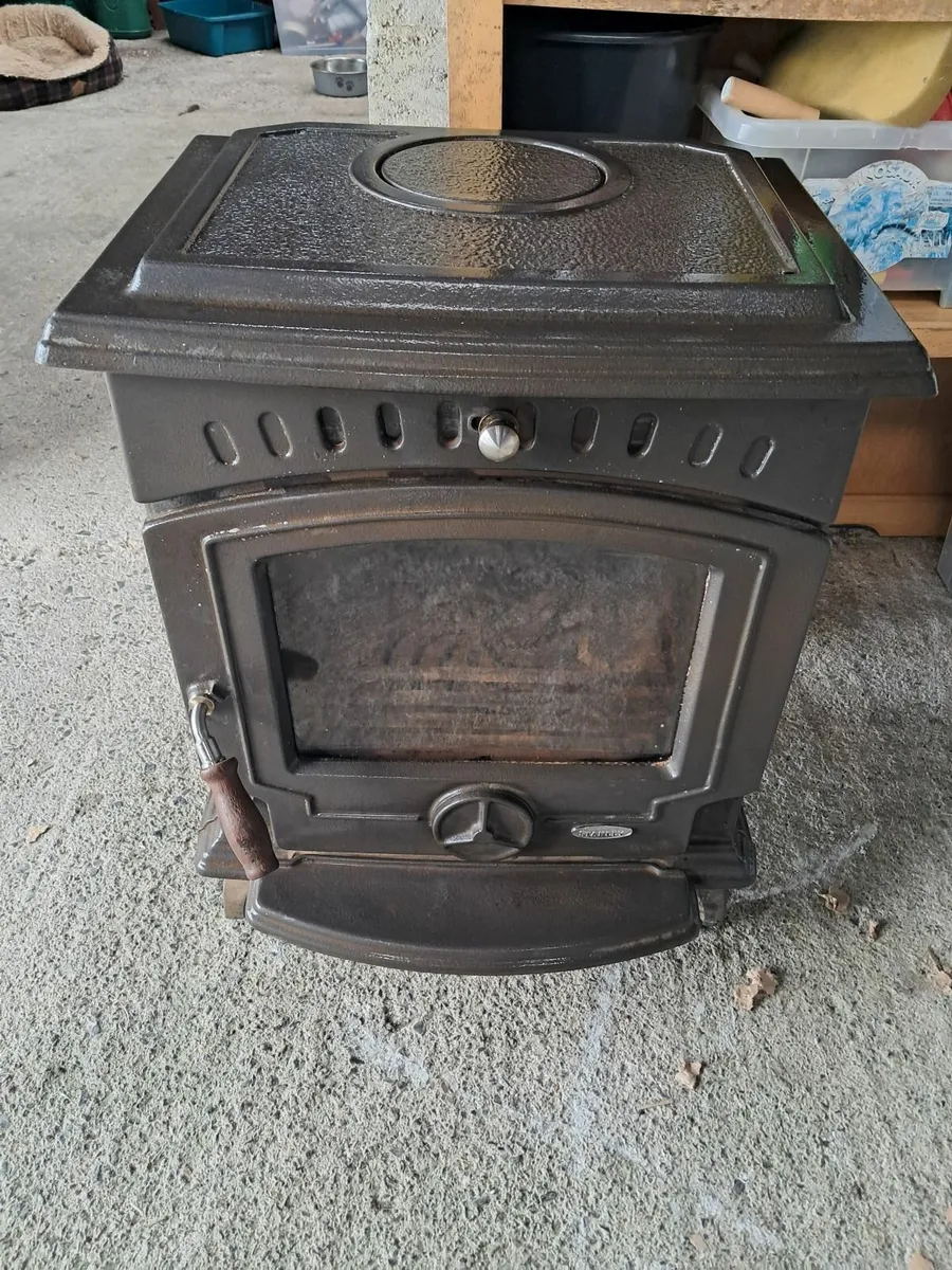 Stove - Image 1
