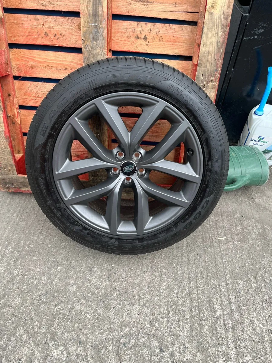 Range Rover Alloys - Image 2