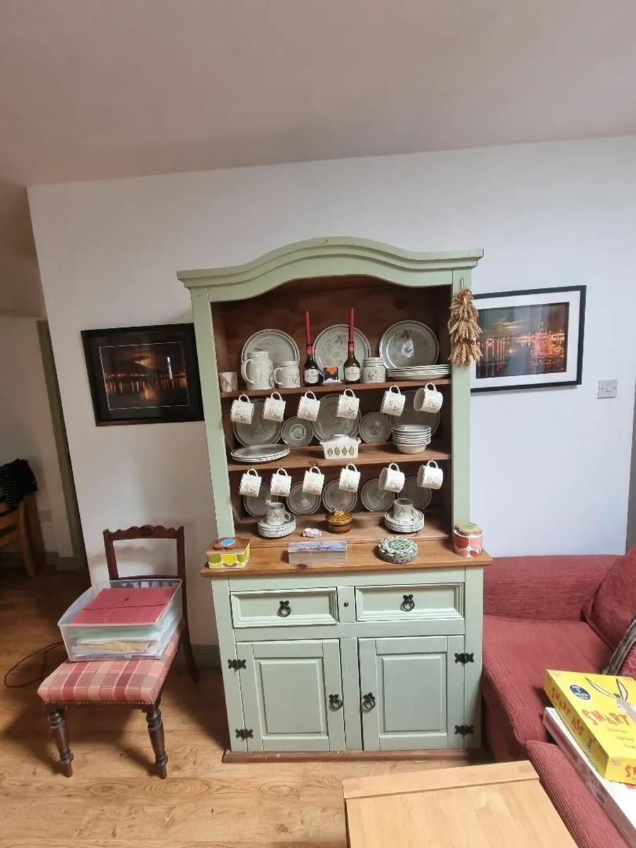 Kitchen dresser - Image 1