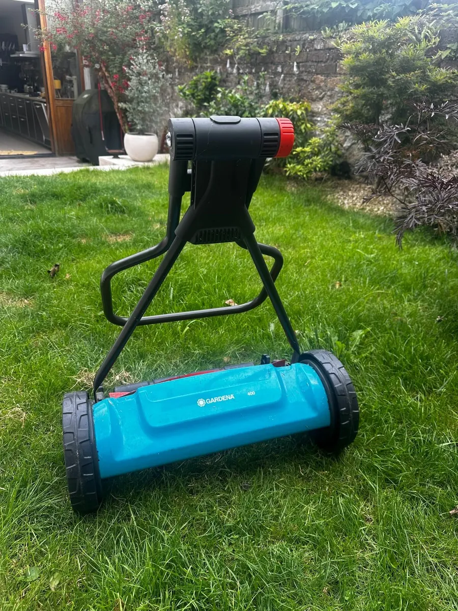 Gardena Hand Lawnmower - Image 1