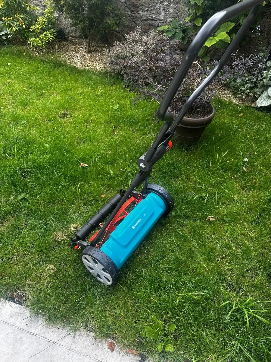 Gardena Hand Lawnmower - Image 2