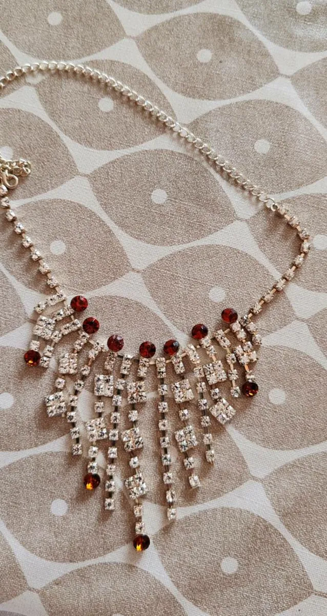 Retro style necklace - Image 2