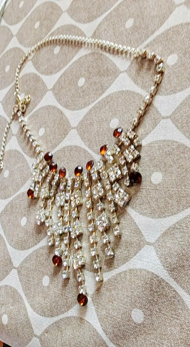 Retro style necklace - Image 4