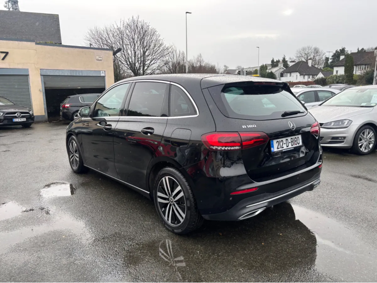 Mercedes-Benz B-Class B180 SPORT AUTO - Image 4