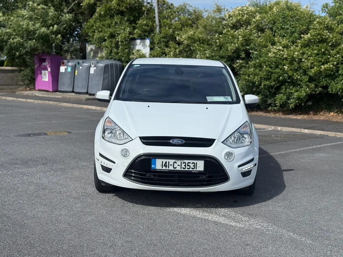 2014 Ford S-Max Titanium 7 Seater - Image 2