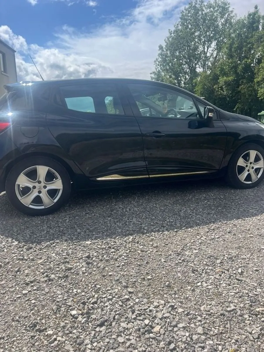 2015 Renault Clio - Image 3