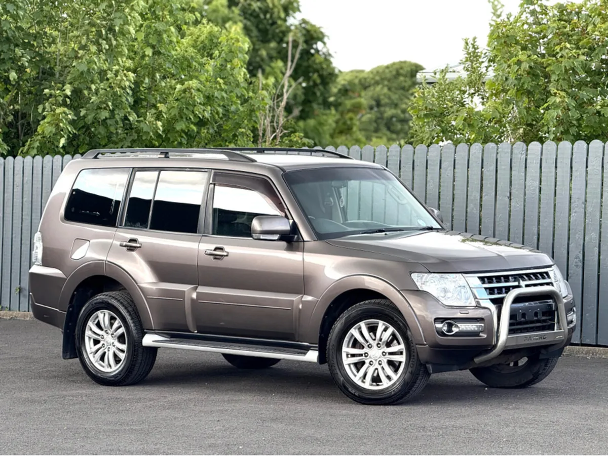 Mitsubishi Pajero 2018 Mitsubishi Pajero 3.2 LWB N - Image 4