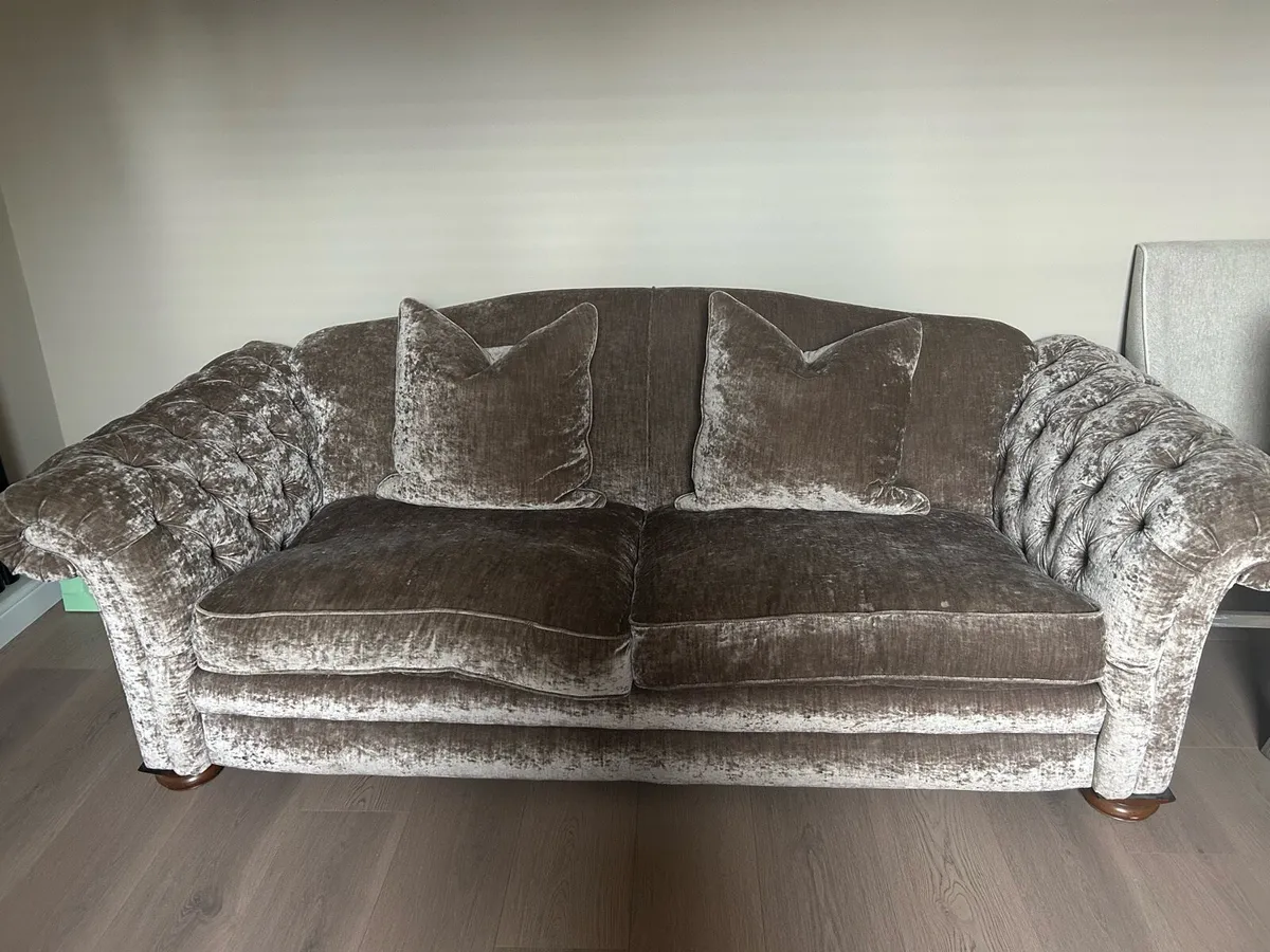 Perfect Condition Sofa - Image 4