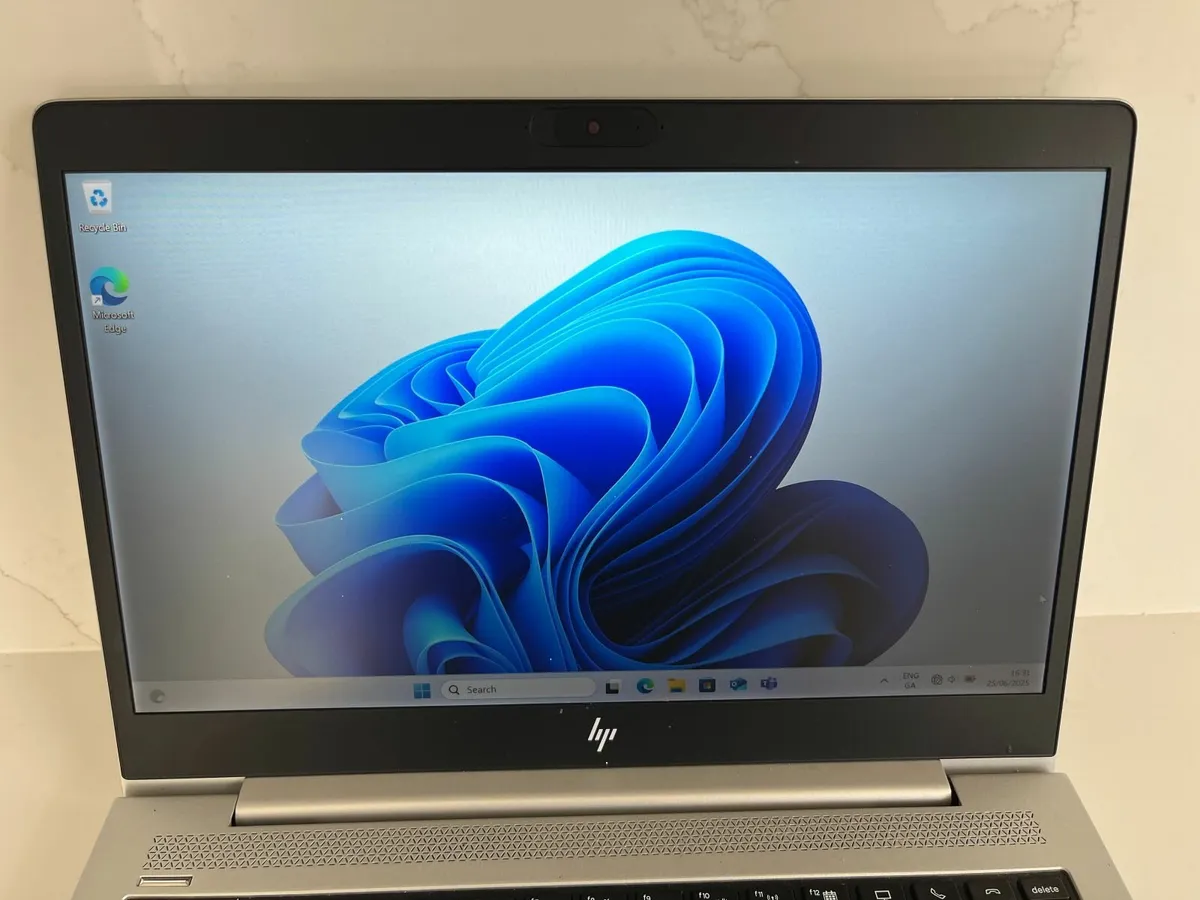 Hewlett Packard Elitebook 840 G5 - Image 2
