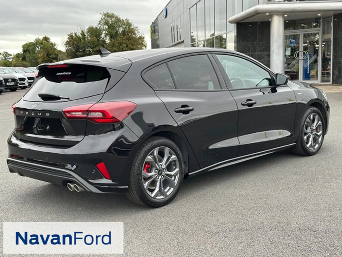 Ford Focus St-Line 1.0 Mild-Hybrid 125Ps - Image 4