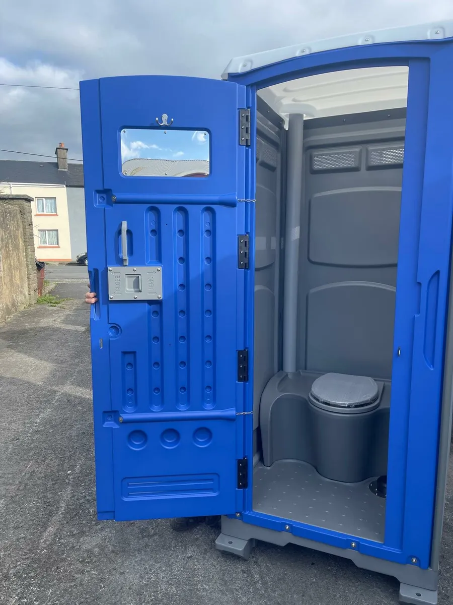Toilet - Image 1