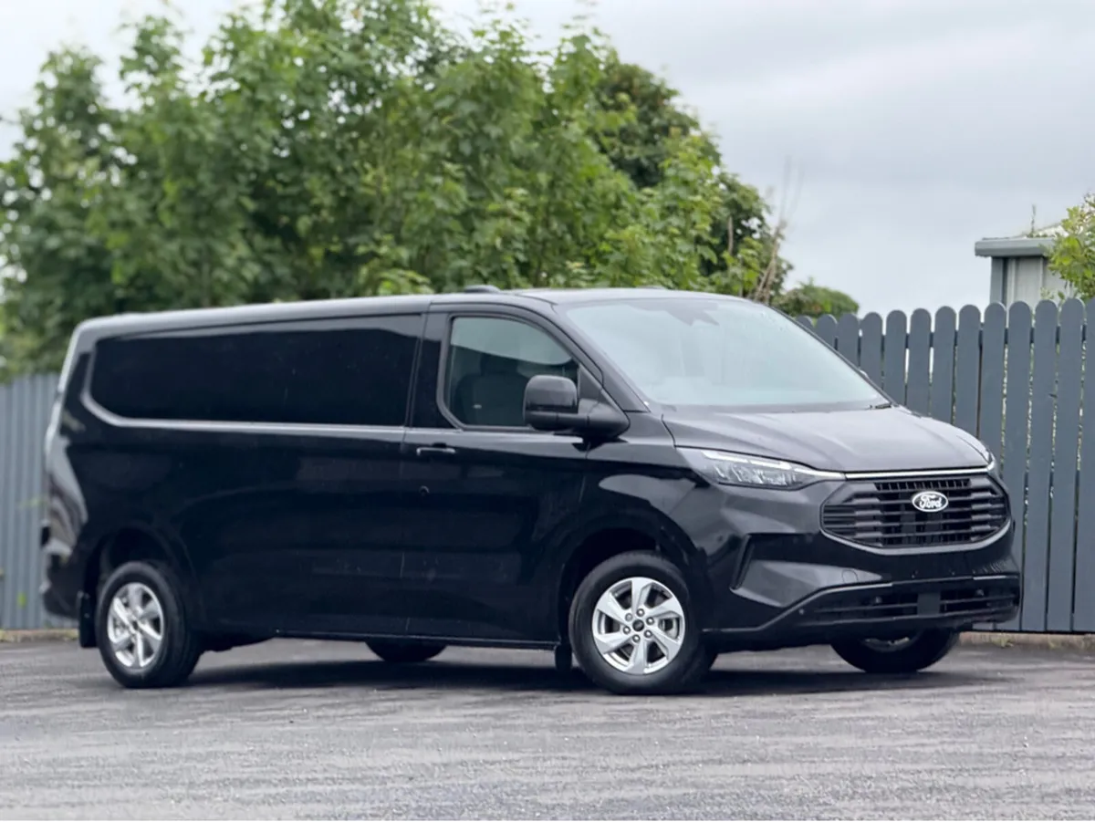 Ford Transit 2025 Ford Transit CUSTOM 280 Limited - Image 2