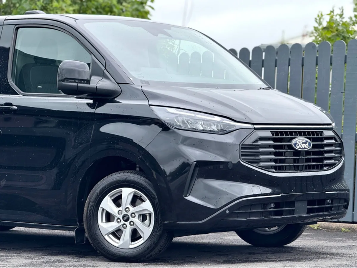 Ford Transit 2025 Ford Transit CUSTOM 280 Limited - Image 4