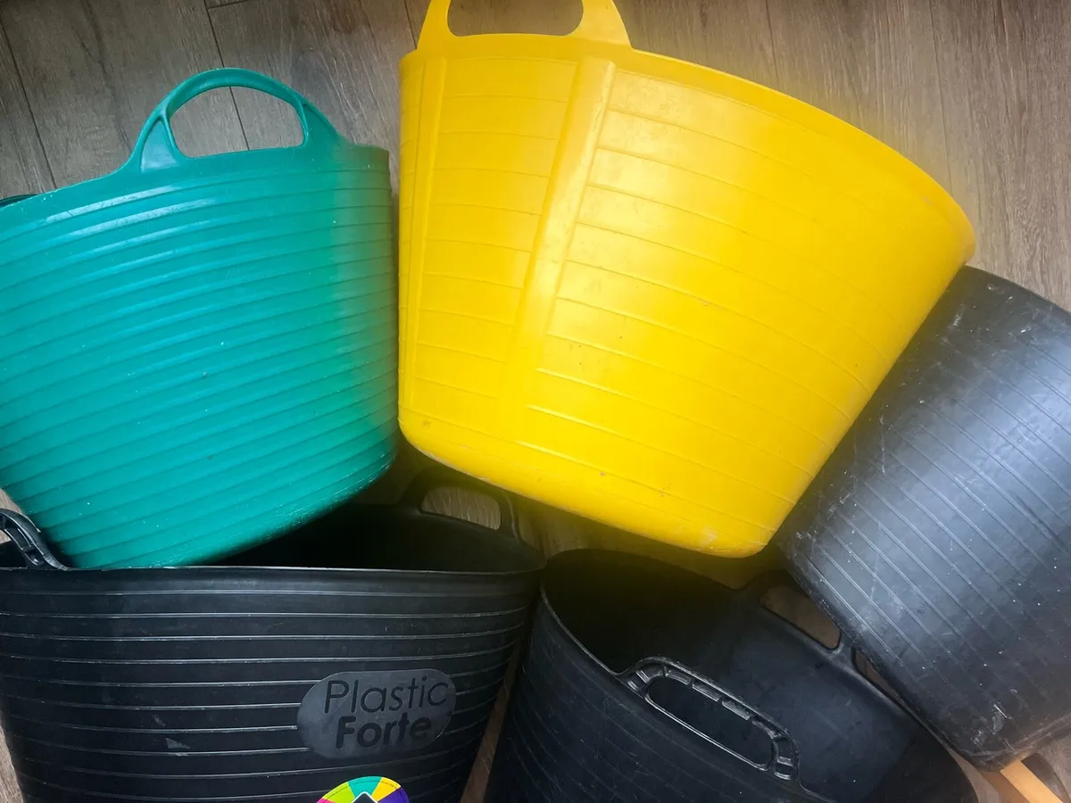 5 plastic forte flexi tubes - Image 2