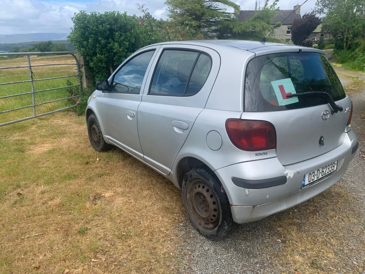 Toyota Yaris - Image 2
