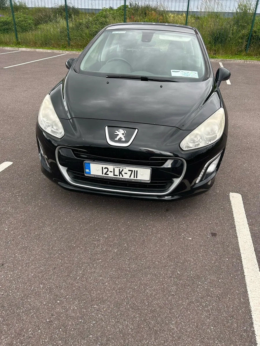 Peugeot 308 - Image 1