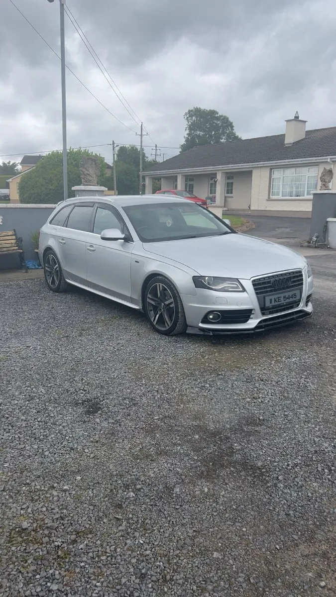 2011 Audi A4 Avant S-Line black edition - Image 1