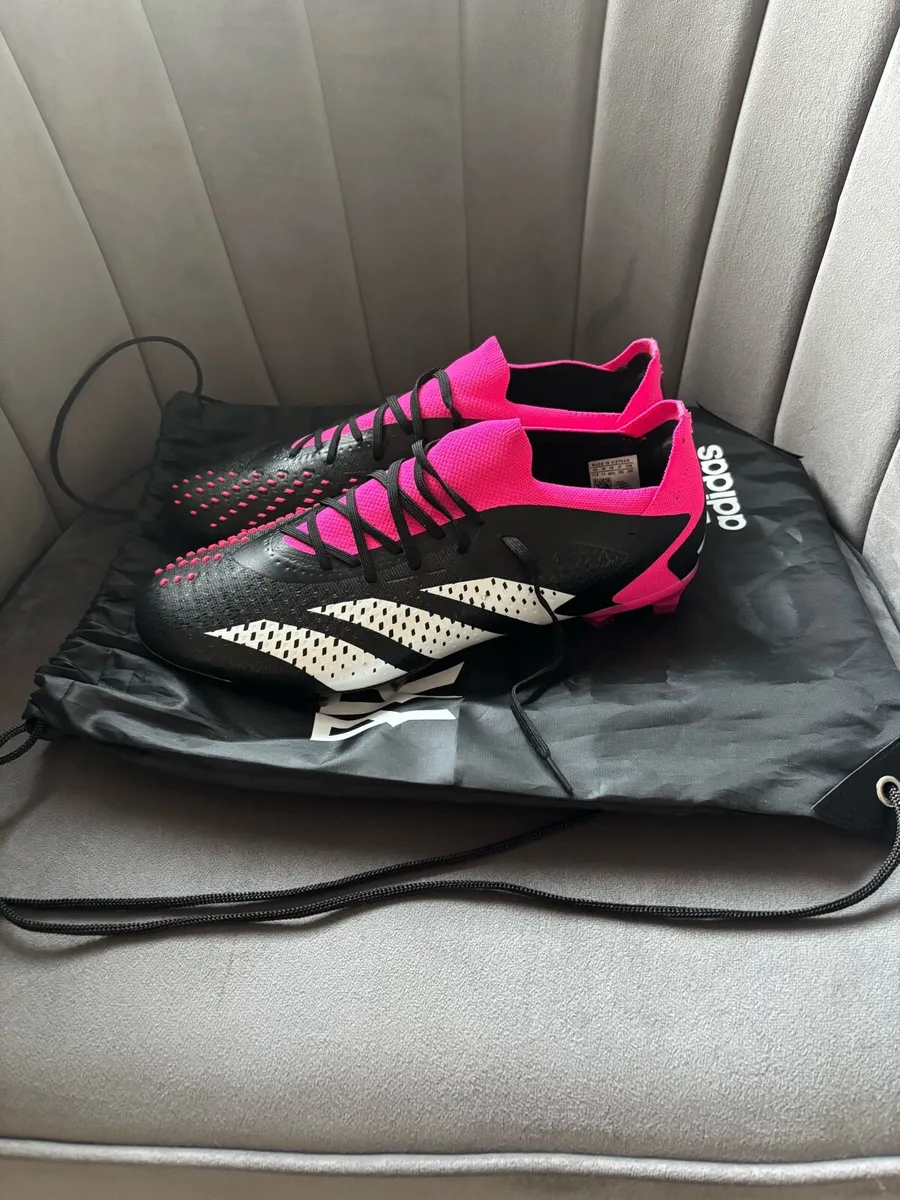 Adidas Predators - Image 2