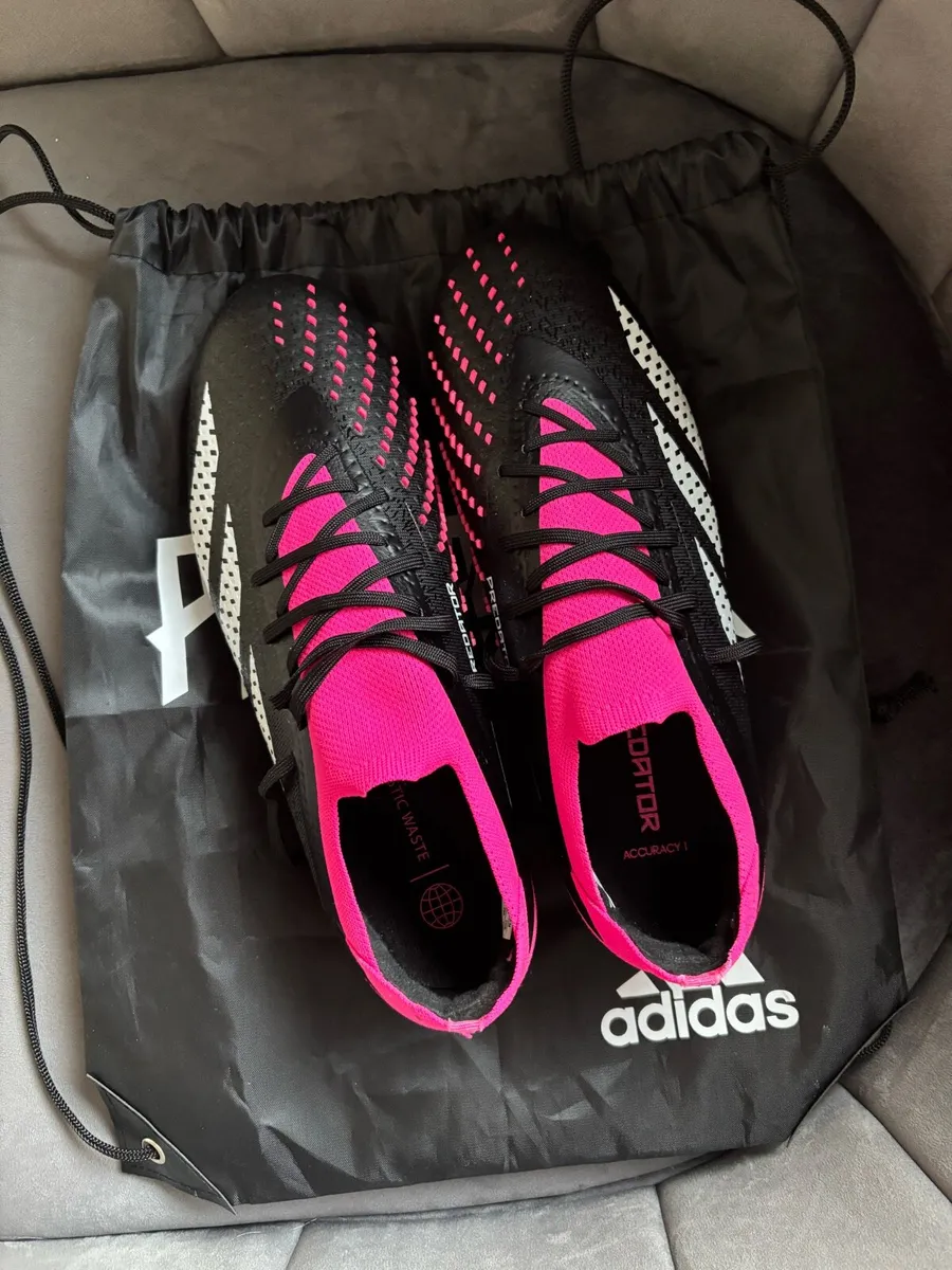 Adidas Predators - Image 3