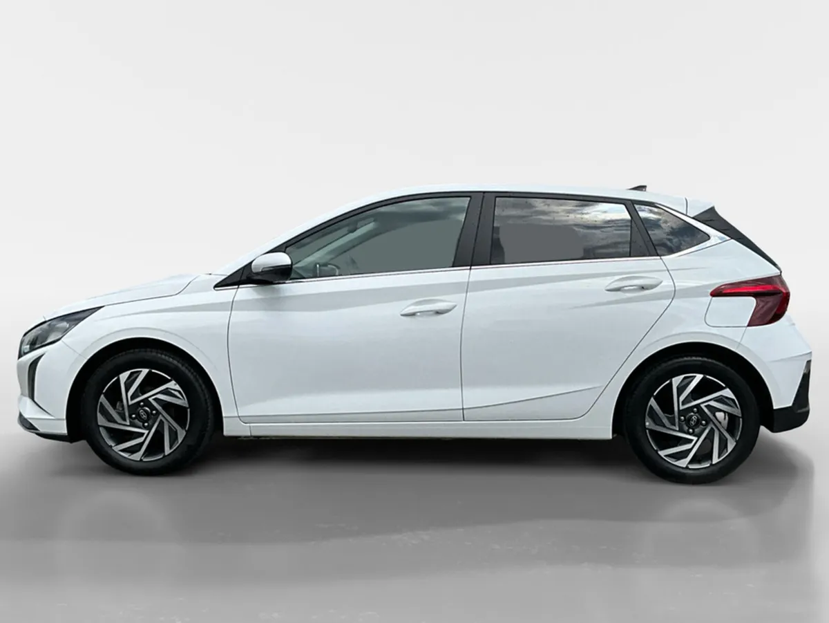 Hyundai i20 DELUXE PLUS 5DR - Image 4