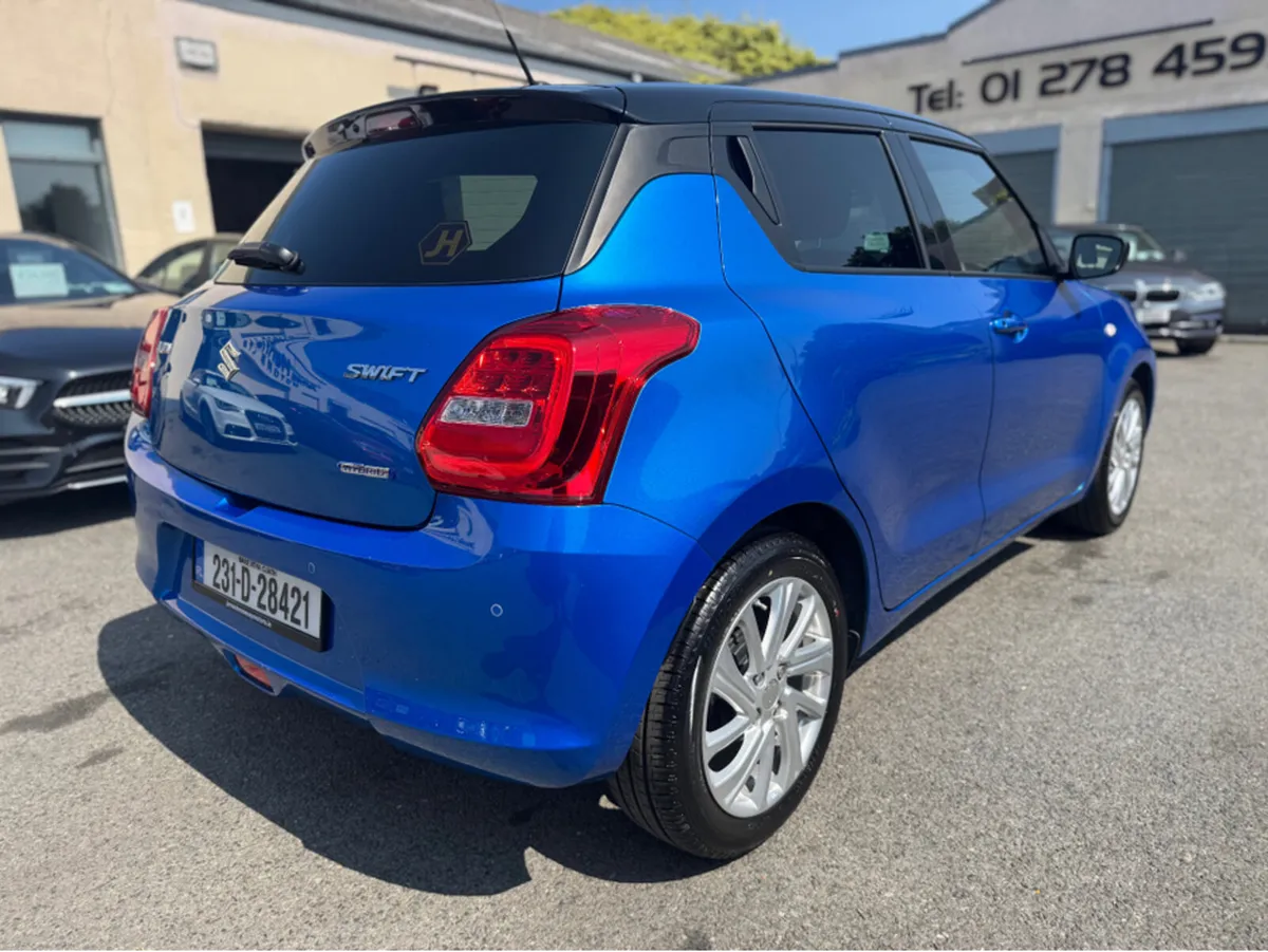 Suzuki Swift 1.2 DUALJET HYBRID SZ-T CVT 5DR - Image 4