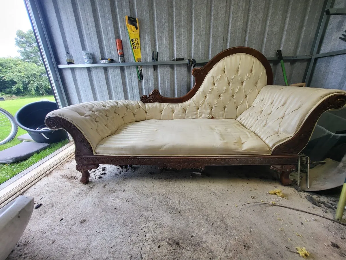 Chaise Lounge - Image 2