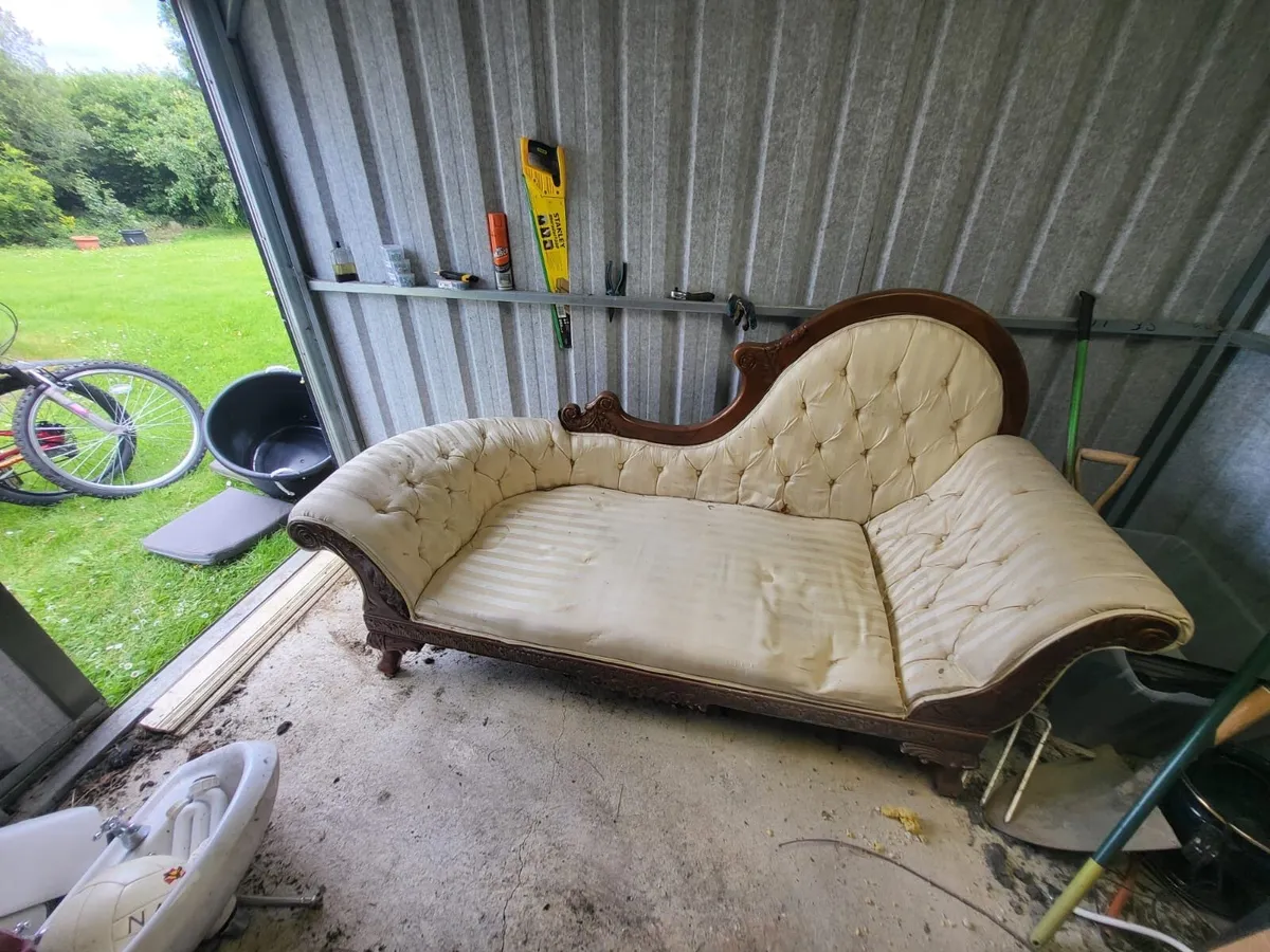 Chaise Lounge - Image 3