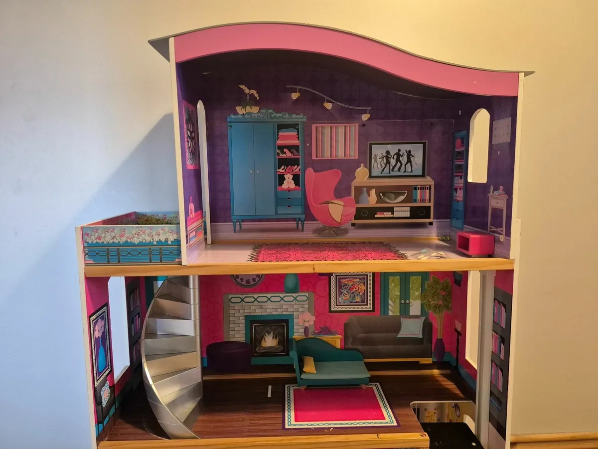 Dolls House - Image 2