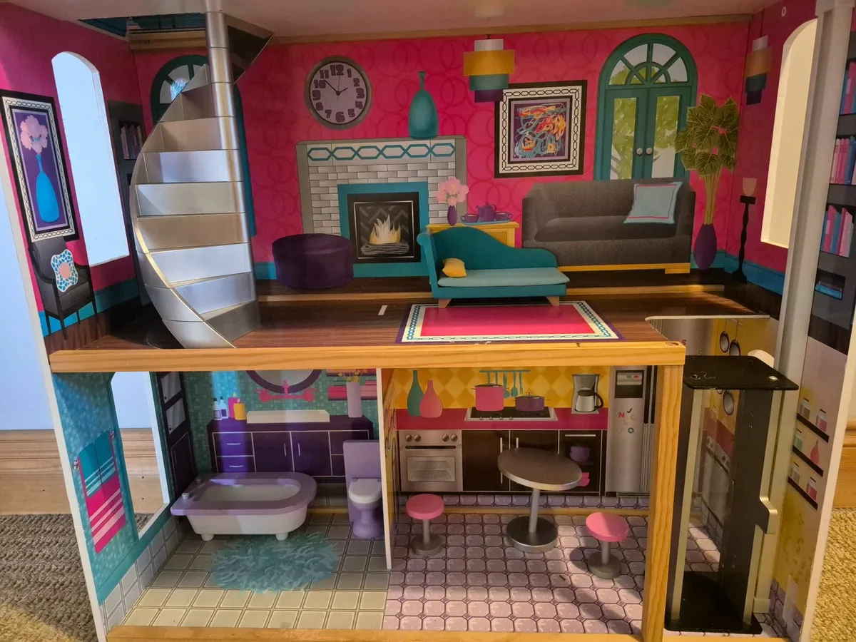 Dolls House - Image 3