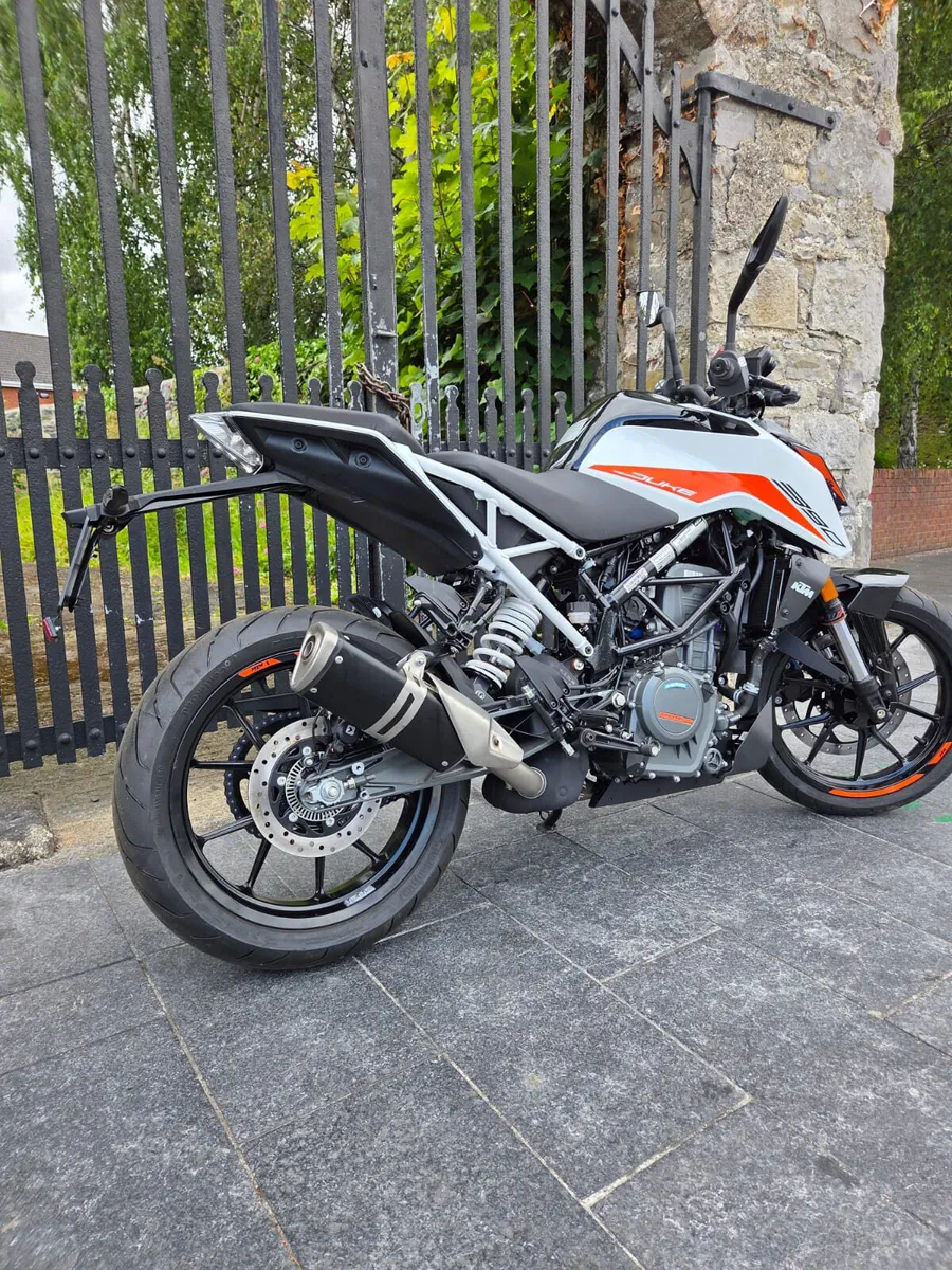 NEW 2023 KTM DUKE 390 MOTO4U - Image 1