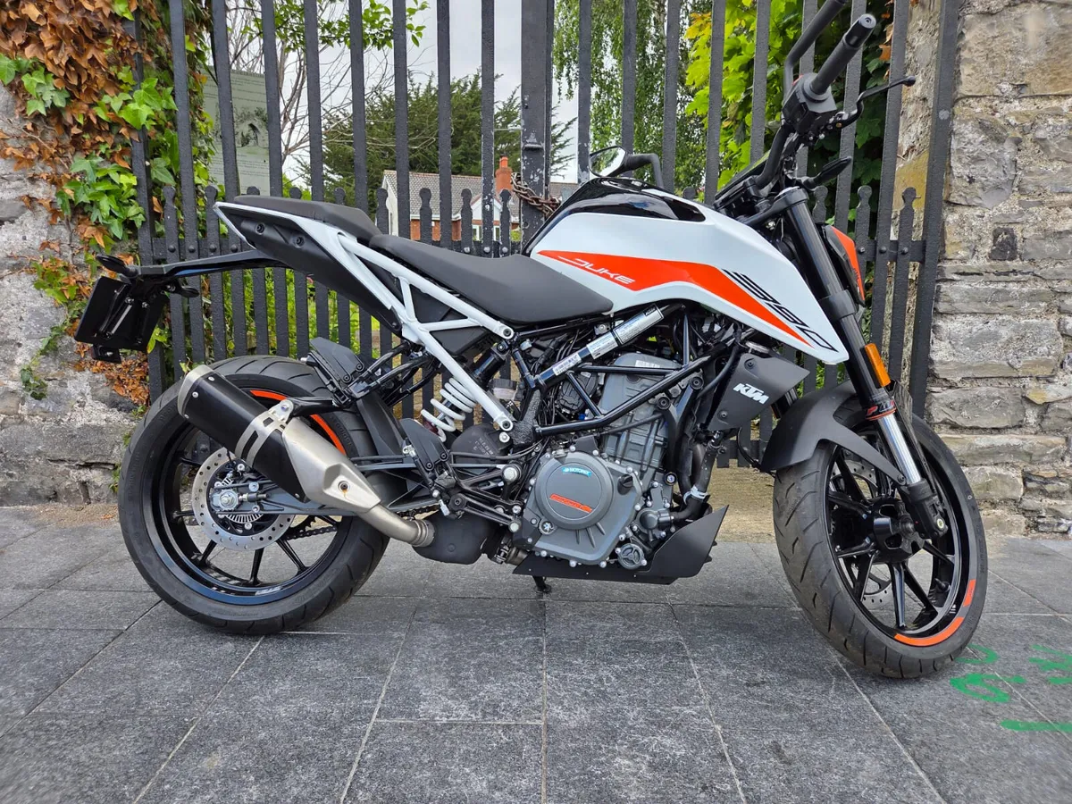 NEW 2023 KTM DUKE 390 MOTO4U - Image 2
