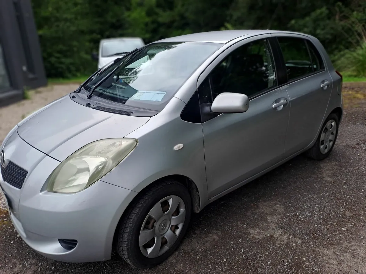 Toyota Yaris 2006 - Image 3