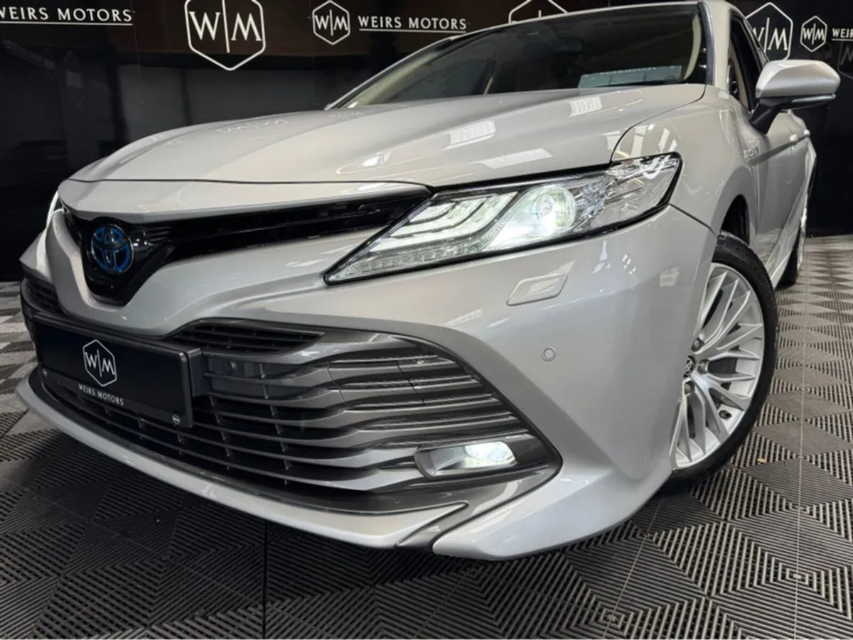 Toyota Camry 2.5 Camry Hybrid Platinum - Image 3
