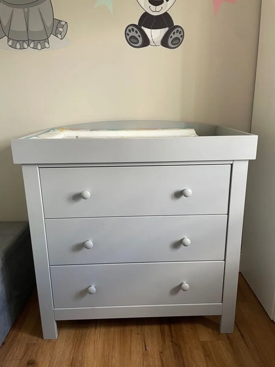 Baby Changing Dresser (Mamas and Papas Dover Dresser Changer - Grey) - Image 1