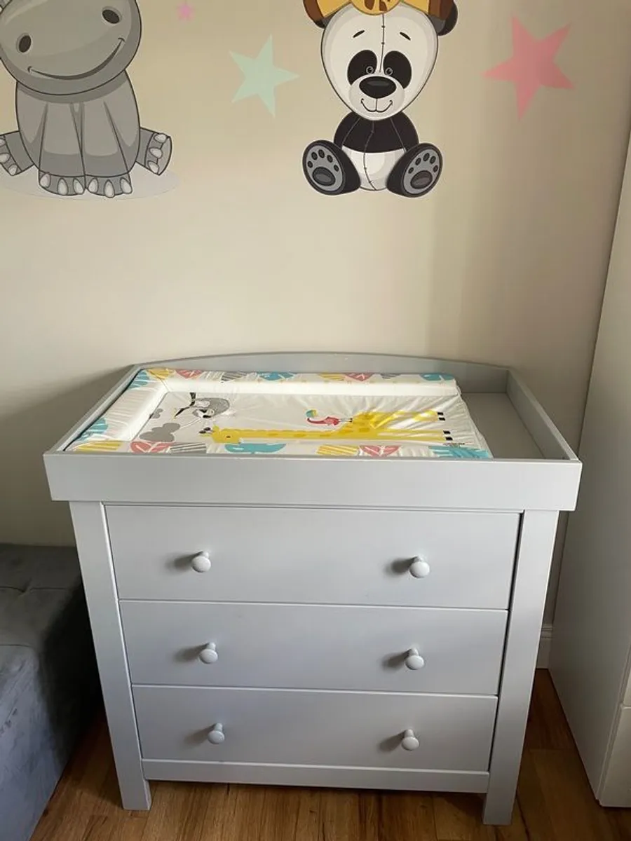 Baby Changing Dresser (Mamas and Papas Dover Dresser Changer - Grey) - Image 3