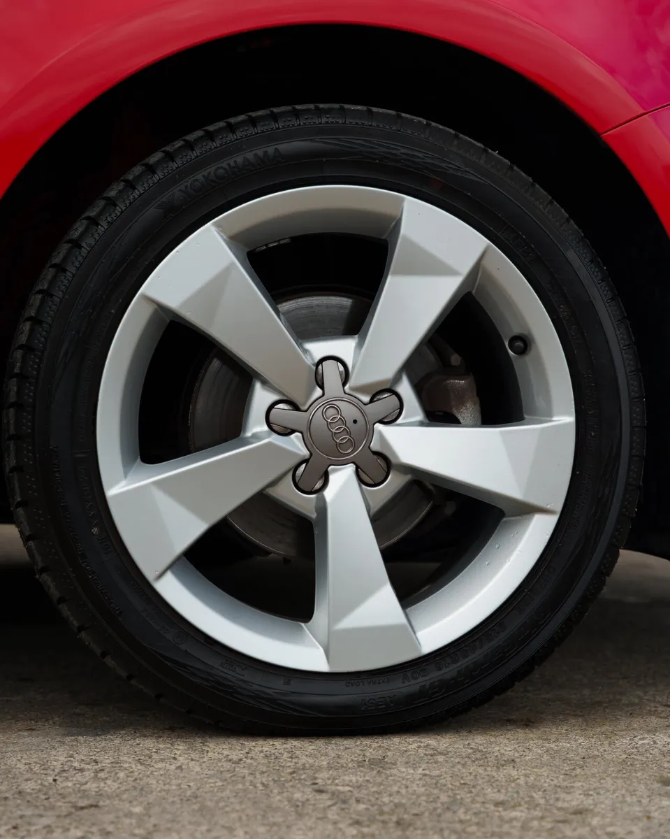 Audi A1 Sportback Auto - Image 3