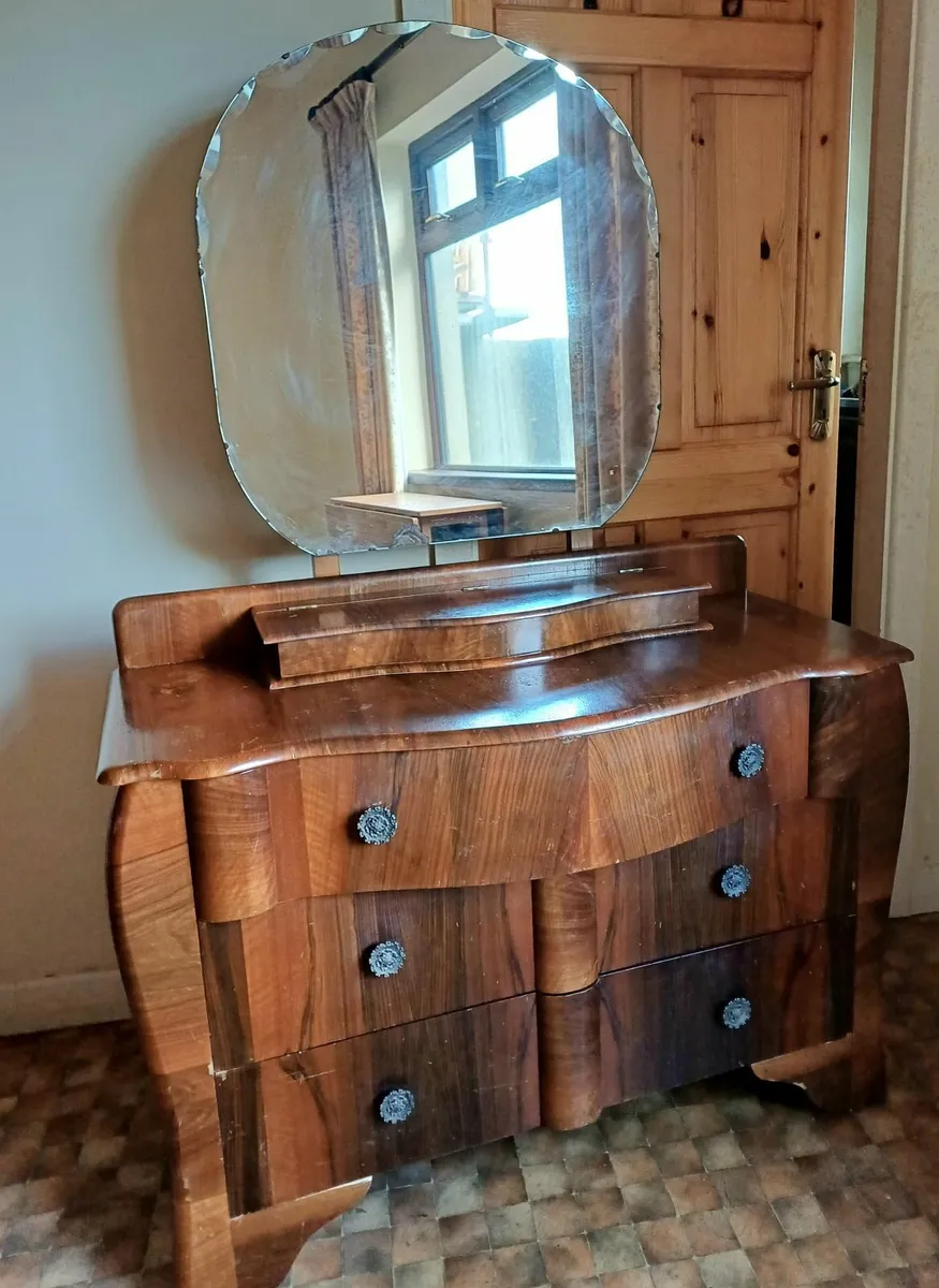 Vintage Sideboard & Dressing Table - Image 4