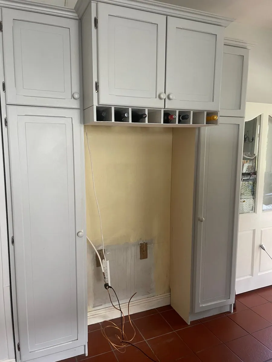 Storage unit to surround American fridge freezer - Image 1