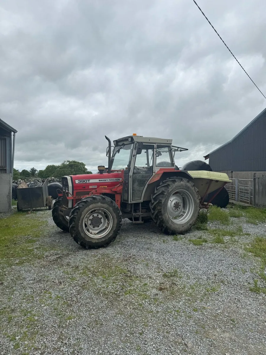 Massey Ferguson 390T 1996 - Image 1