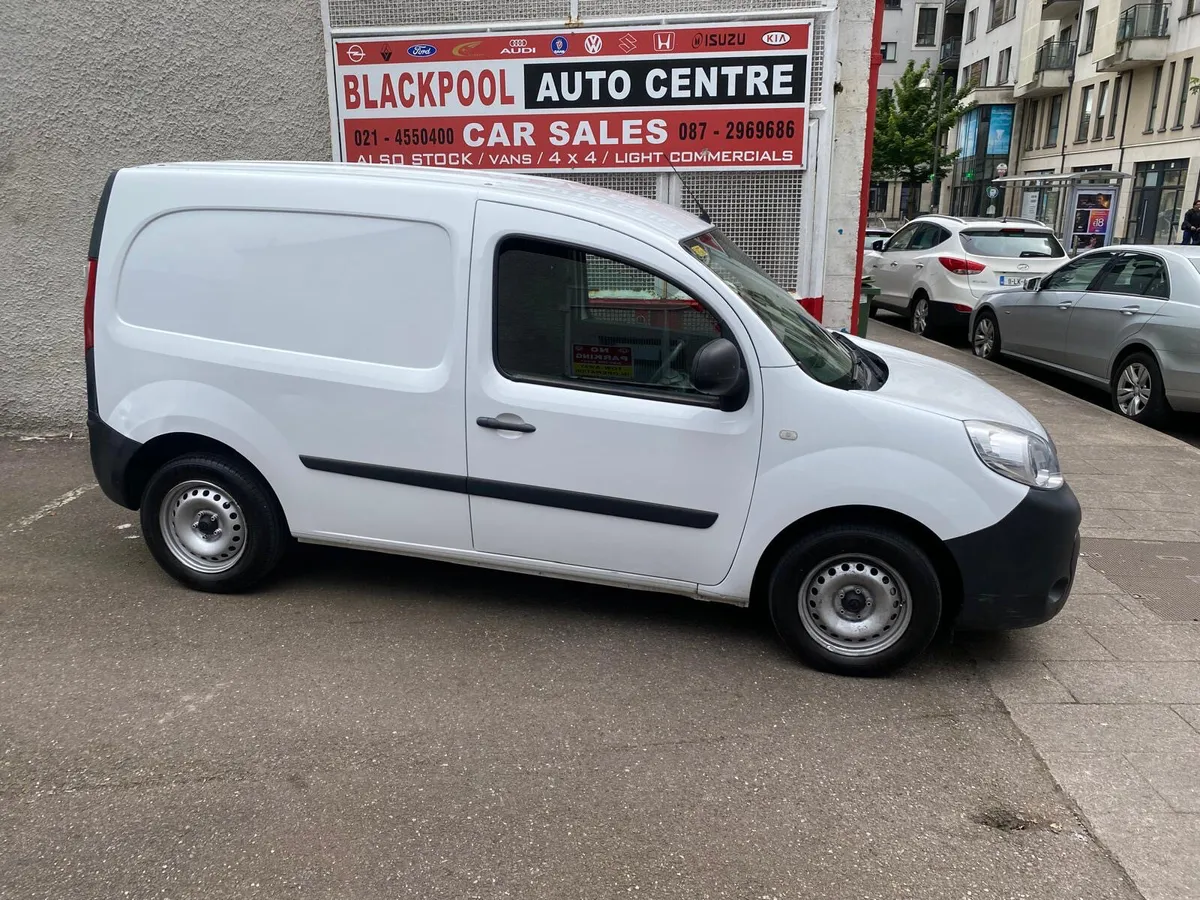 Renault Kangoo 2017 - Image 1