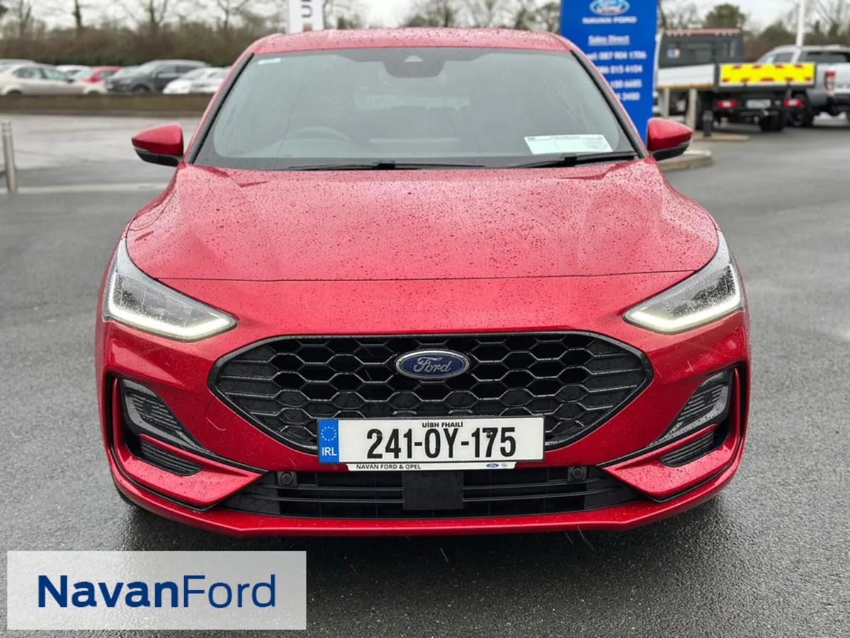 Ford Focus St-Line 1.0 EcoBoost 125Ps ** Warranty - Image 2