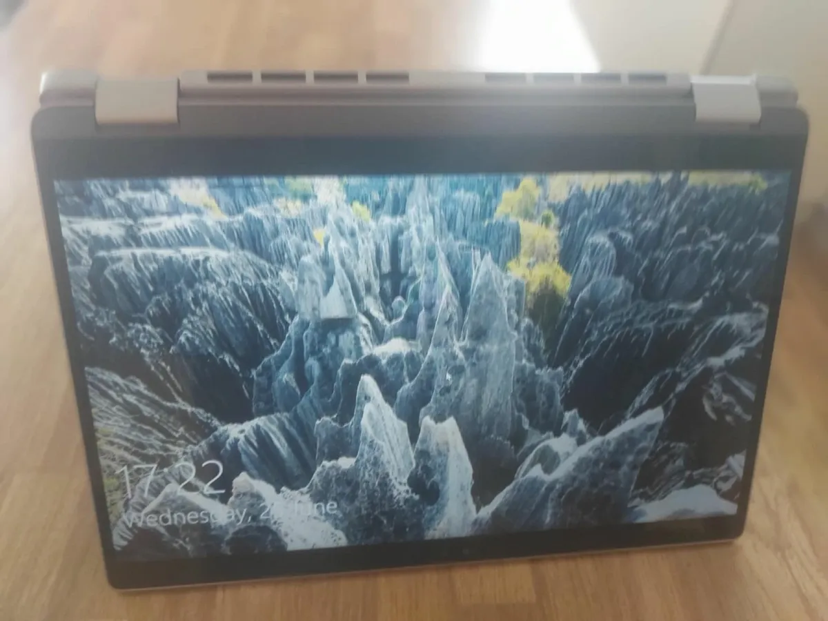 Laptop Dell Latitude - Image 2