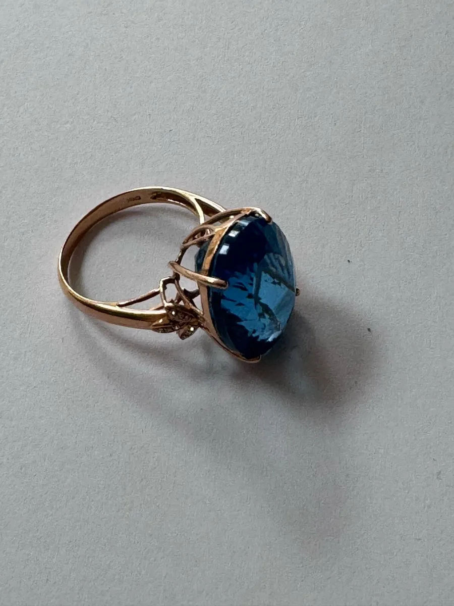 18.4 carat Topaz 18ct gold ring - Image 3